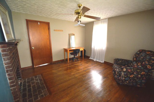 9915 Cornishville Road, Harrodsburg, KY 40330