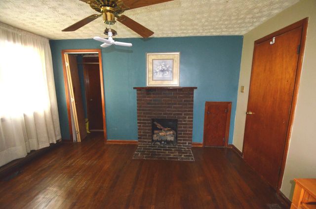 9915 Cornishville Road, Harrodsburg, KY 40330