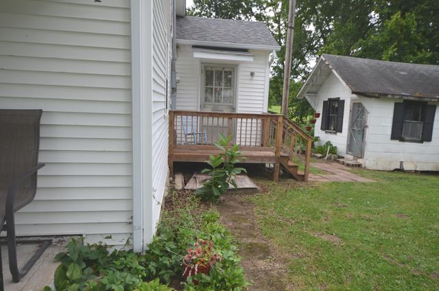 9915 Cornishville Road, Harrodsburg, KY 40330