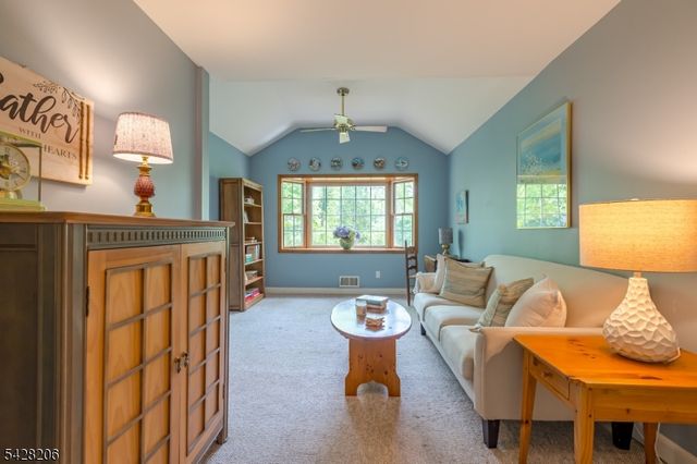 2446 Hill Rd, Scotch Plains Twp., NJ 07076