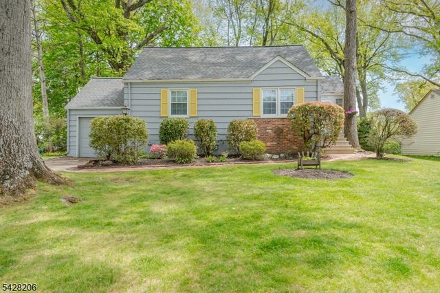 2446 Hill Rd, Scotch Plains Twp., NJ 07076