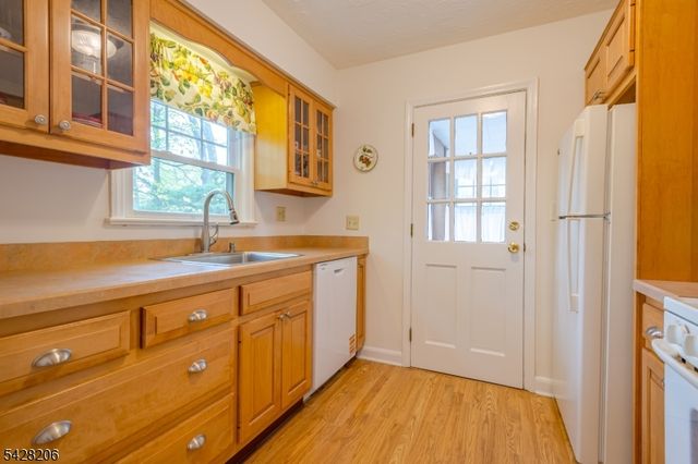 2446 Hill Rd, Scotch Plains Twp., NJ 07076