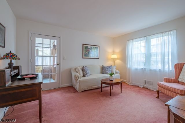 2446 Hill Rd, Scotch Plains Twp., NJ 07076