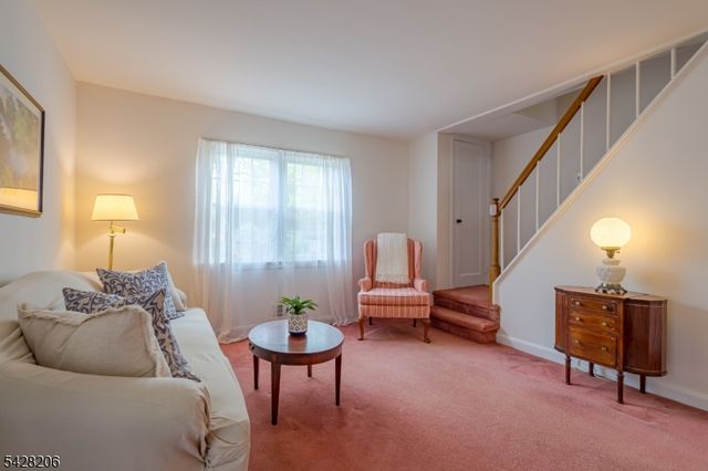 2446 Hill Rd, Scotch Plains Twp., NJ 07076