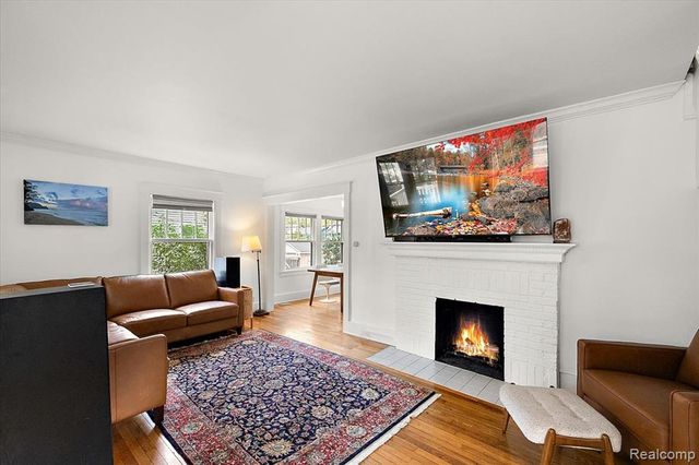 529 Hawthorn Avenue, Royal Oak, MI 48067