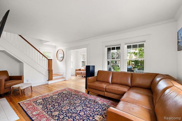 529 Hawthorn Avenue, Royal Oak, MI 48067