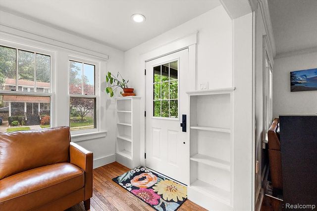 529 Hawthorn Avenue, Royal Oak, MI 48067