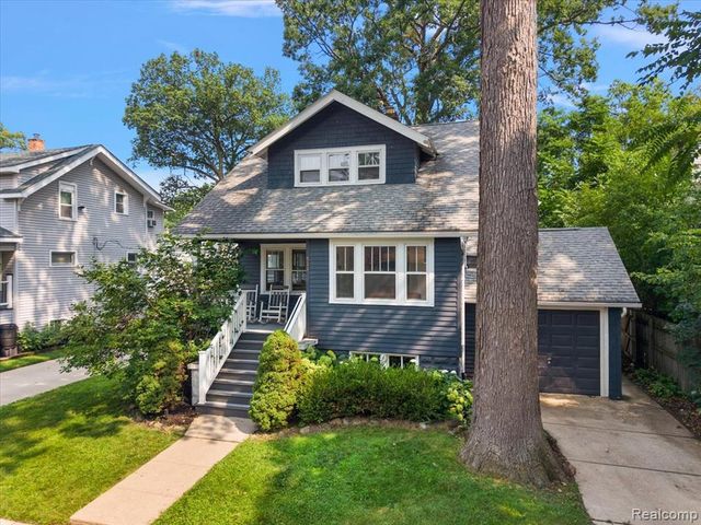 529 Hawthorn Avenue, Royal Oak, MI 48067