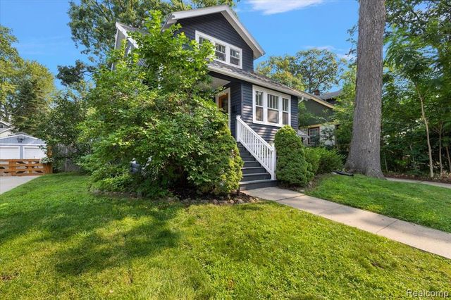 529 Hawthorn Avenue, Royal Oak, MI 48067