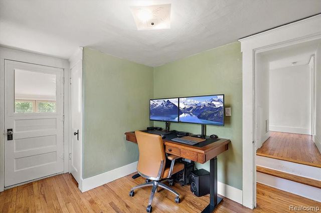 529 Hawthorn Avenue, Royal Oak, MI 48067