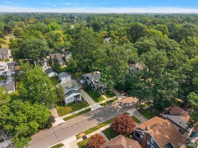 529 Hawthorn Avenue, Royal Oak, MI 48067
