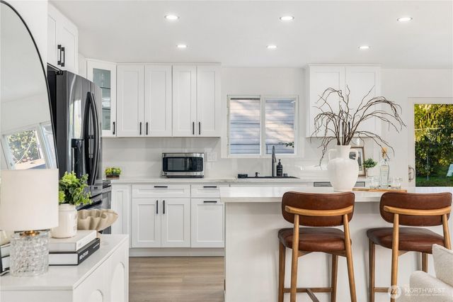 638 S 160th Street, Burien, WA 98148