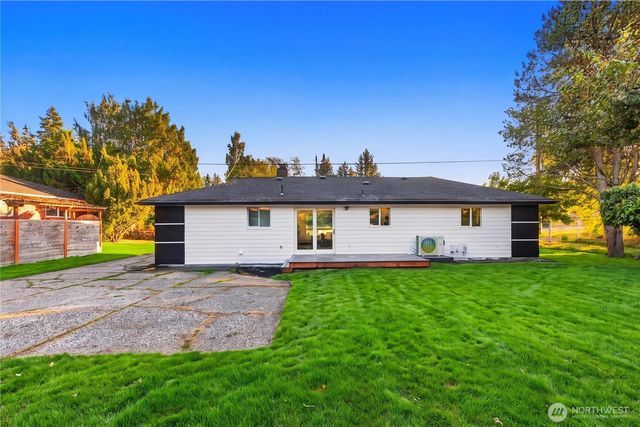 638 S 160th Street, Burien, WA 98148