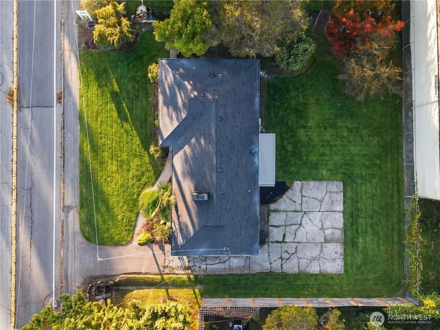 638 S 160th Street, Burien, WA 98148