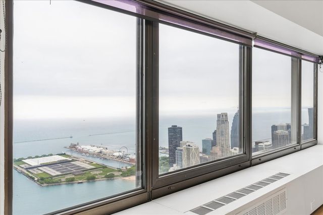 175 E Delaware Place 8304, Chicago, IL 60611