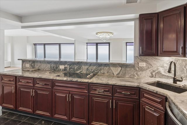175 E Delaware Place 8304, Chicago, IL 60611