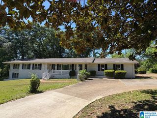 301 W RIDGEWOOD ROAD, Jasper, AL 35504