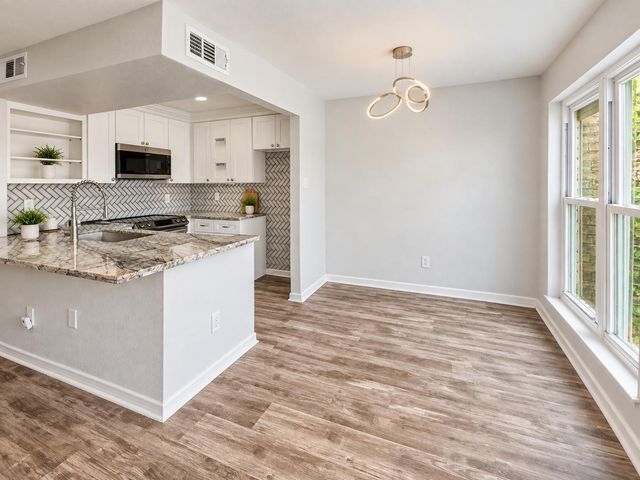 3220 69th Street B12, Galveston, TX 77551