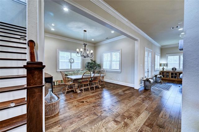 188 Mcgoey Circle, Shenandoah, TX 77384