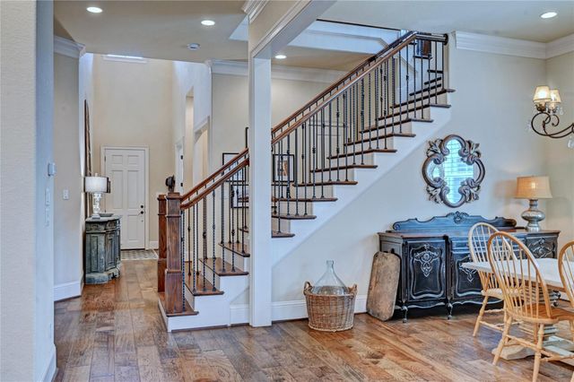 188 Mcgoey Circle, Shenandoah, TX 77384