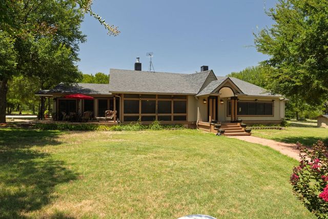 10628 FM 1125 Highway, Bowie, TX 76230
