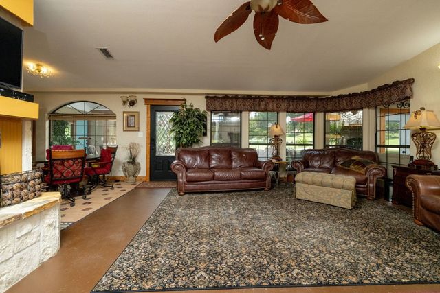 10628 FM 1125 Highway, Bowie, TX 76230
