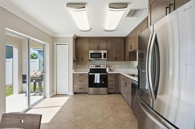 7323 LUMBER PORT DRIVE, Ruskin, FL 33573