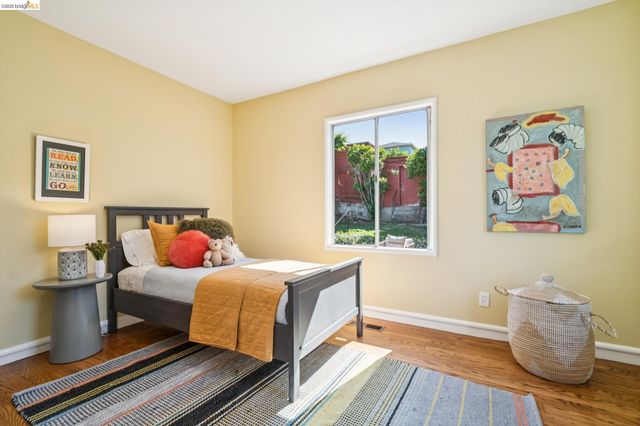 1621 Mendocino St, Richmond, CA 94804