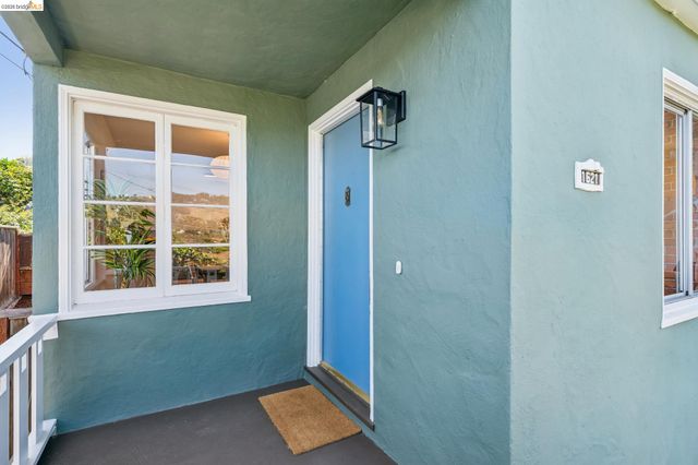 1621 Mendocino St, Richmond, CA 94804