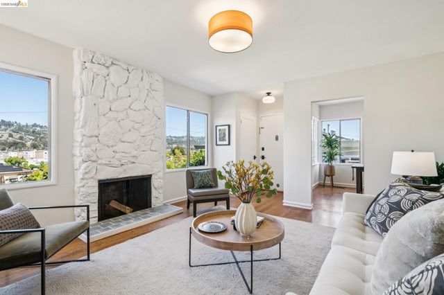 1621 Mendocino St, Richmond, CA 94804