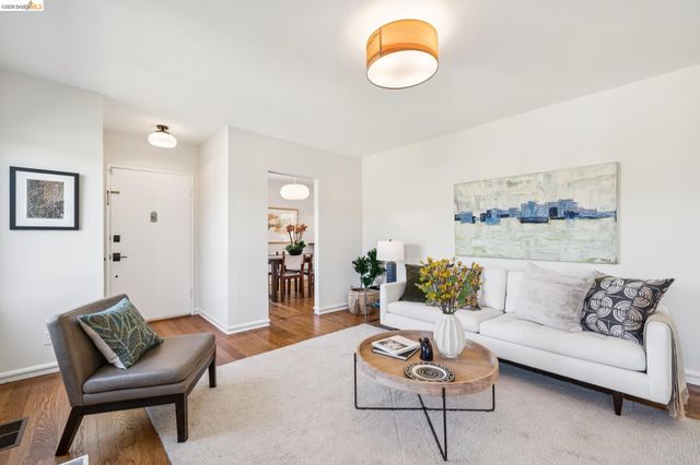 1621 Mendocino St, Richmond, CA 94804