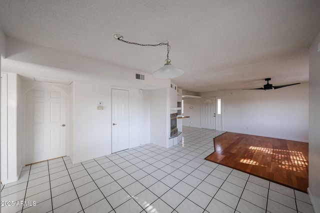 3408 W PORT AU PRINCE Lane, Phoenix, AZ 85053