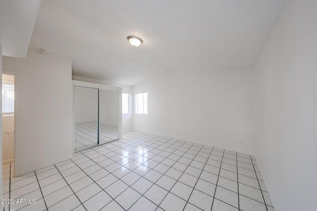 3408 W PORT AU PRINCE Lane, Phoenix, AZ 85053