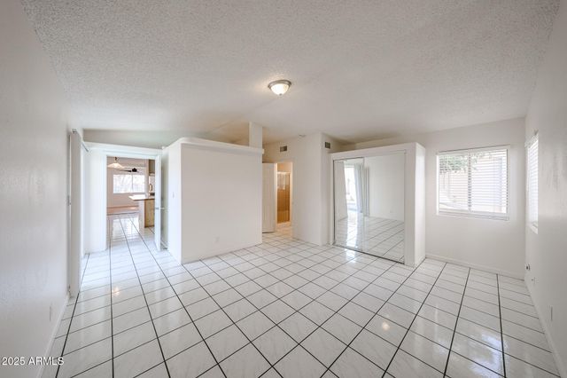 3408 W PORT AU PRINCE Lane, Phoenix, AZ 85053