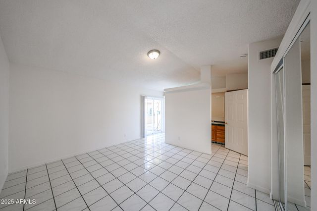 3408 W PORT AU PRINCE Lane, Phoenix, AZ 85053