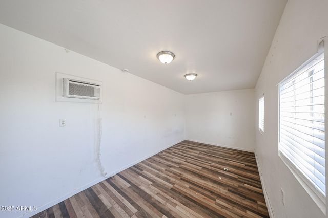 3408 W PORT AU PRINCE Lane, Phoenix, AZ 85053