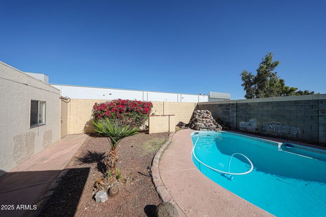 3408 W PORT AU PRINCE Lane, Phoenix, AZ 85053