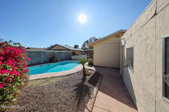 3408 W PORT AU PRINCE Lane, Phoenix, AZ 85053