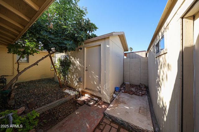 3408 W PORT AU PRINCE Lane, Phoenix, AZ 85053