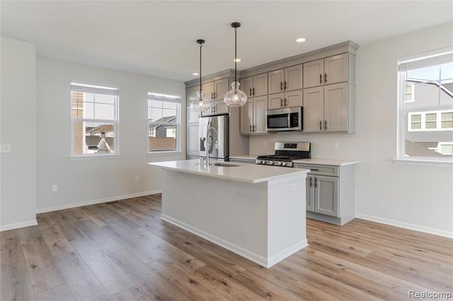 2500 Normandy Road 60, Royal Oak, MI 48073