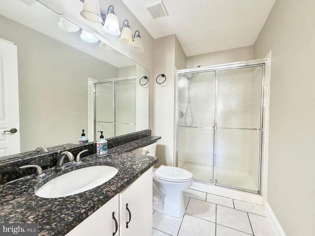 47 MENDREY CT, Lawrence Township, NJ 08648