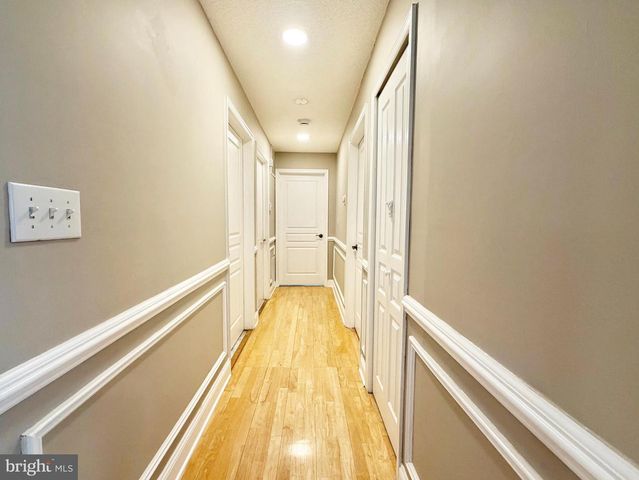 47 MENDREY CT, Lawrence Township, NJ 08648