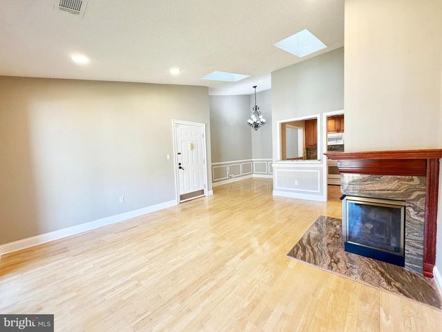 47 MENDREY CT, Lawrence Township, NJ 08648