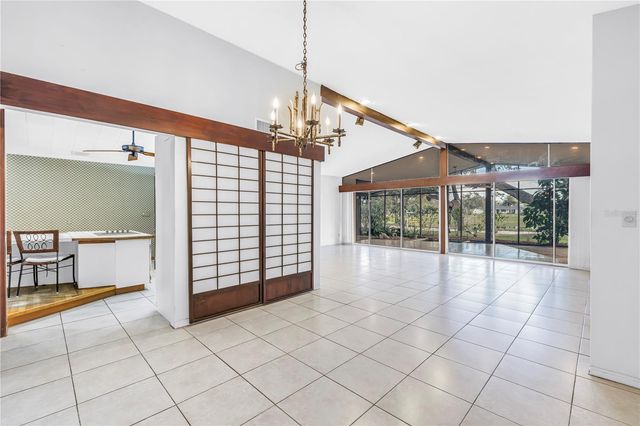 6069 4TH AVENUE N, St Petersburg, FL 33710