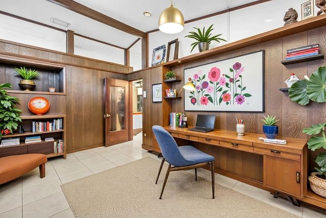 6069 4TH AVENUE N, St Petersburg, FL 33710