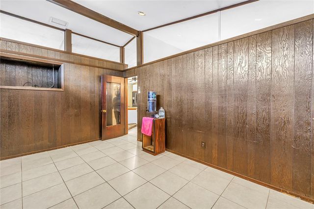 6069 4TH AVENUE N, St Petersburg, FL 33710