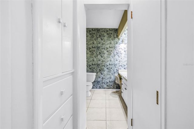 6069 4TH AVENUE N, St Petersburg, FL 33710