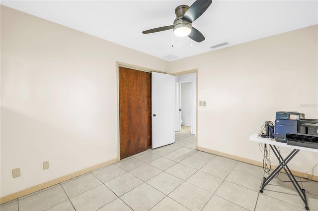 6069 4TH AVENUE N, St Petersburg, FL 33710