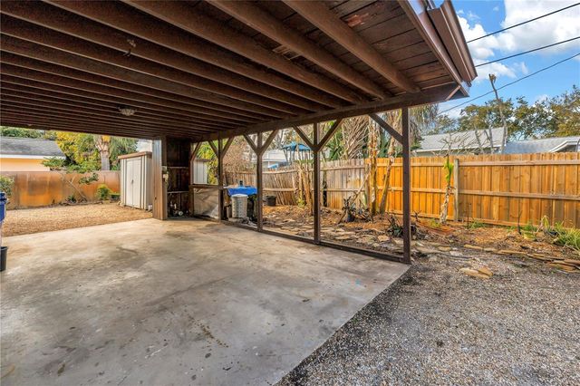 6069 4TH AVENUE N, St Petersburg, FL 33710