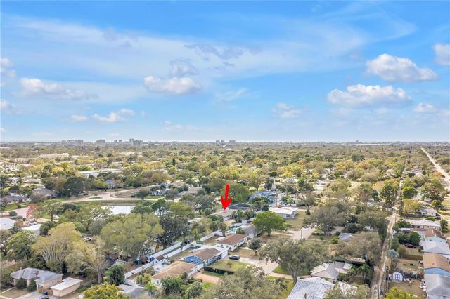 6069 4TH AVENUE N, St Petersburg, FL 33710